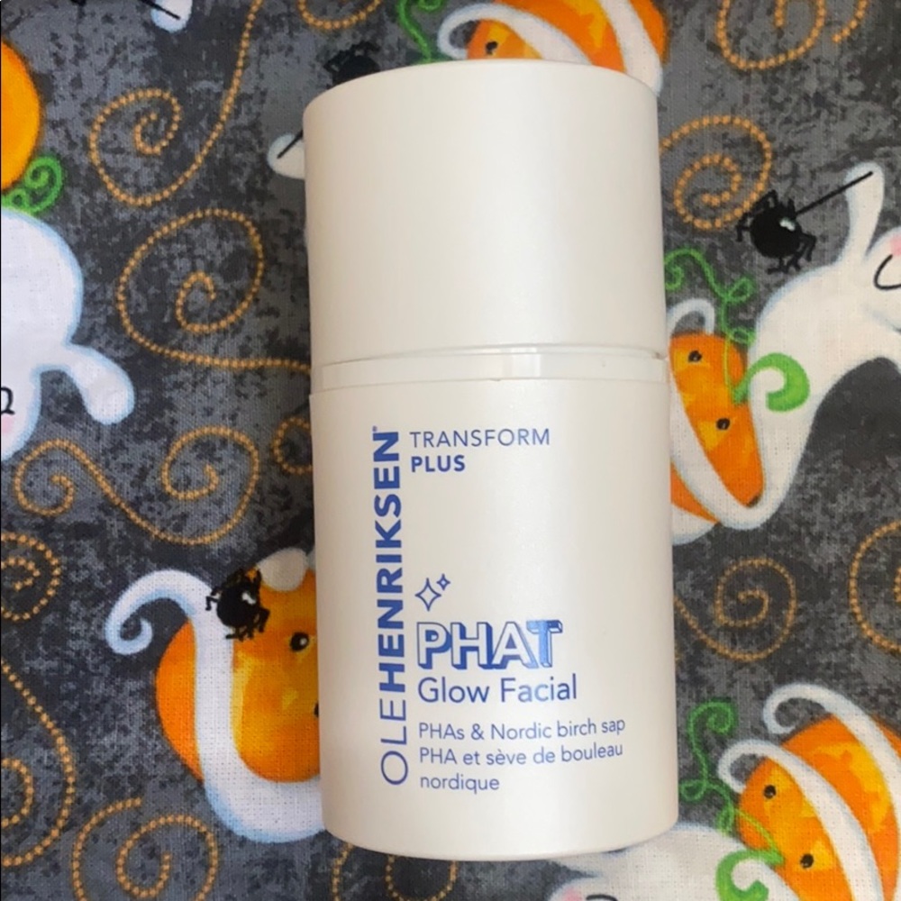 OLEHENRIKSEN Glow Facial